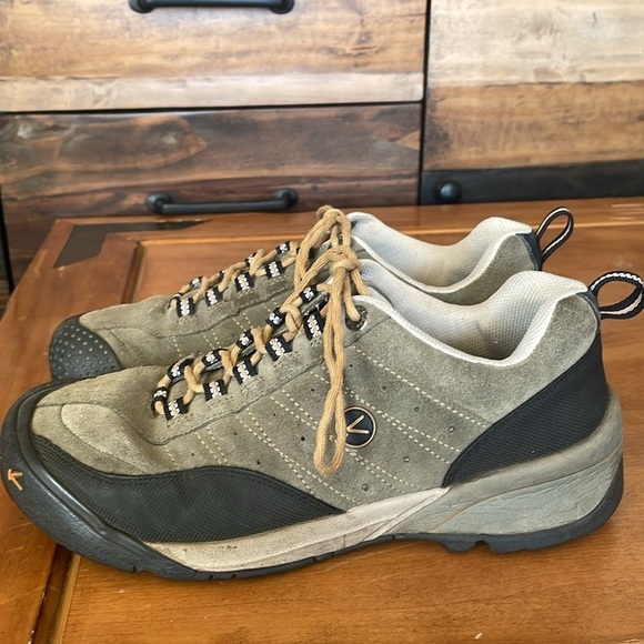 Keen Presidio Suede Shoes Size 11 - Picture 4 of 11